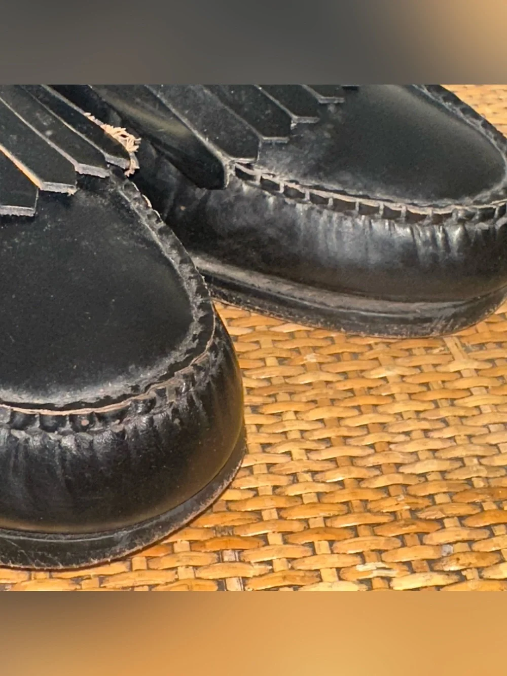 Vintage G.H. Bass& Co Tassel Loafers Mens 10.5D Black Academia Preppy Made USA